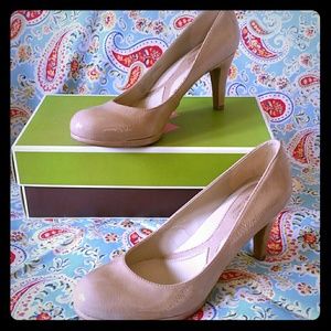 Naturalizer Lennox Taupe Heels
